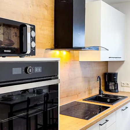 Charmantes 3-zi-apartment Am Schloessle In Lechhausen-garage-balkon-kueche-smart Tv * Аугсбург