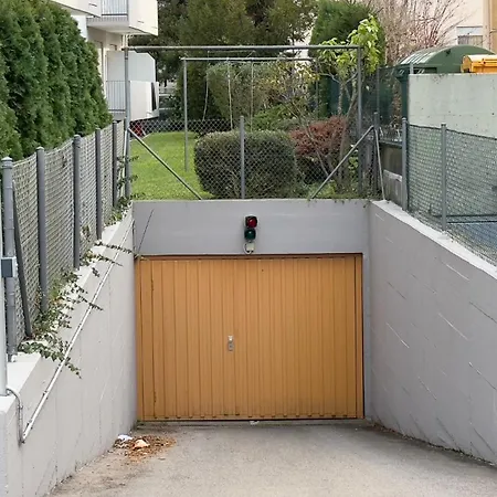 公寓 Charmantes 3-zi-apartment Am Schloessle In Lechhausen-garage-balkon-kueche-smart Tv *