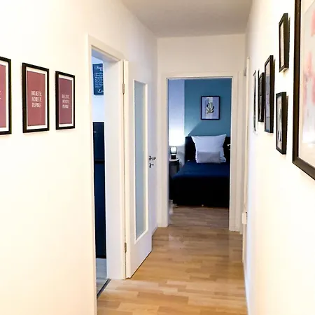 Charmantes 3-zi-apartment Am Schloessle In Lechhausen-garage-balkon-kueche-smart Tv Аугсбург