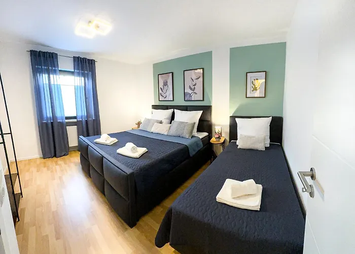 Charmantes 3-zi-apartment Am Schloessle In Lechhausen-garage-balkon-kueche-smart Tv Apartamento Augsburg