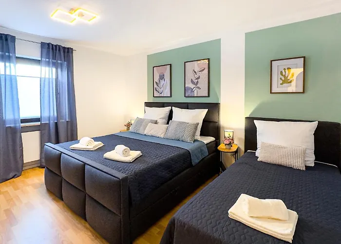 Apartamento Charmantes 3-zi-apartment Am Schloessle In Lechhausen-garage-balkon-kueche-smart Tv